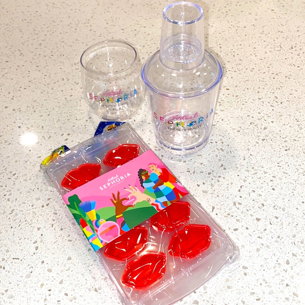 5/$20 💕 Sephora house of beauty cocktail set ice tray glass and shaker